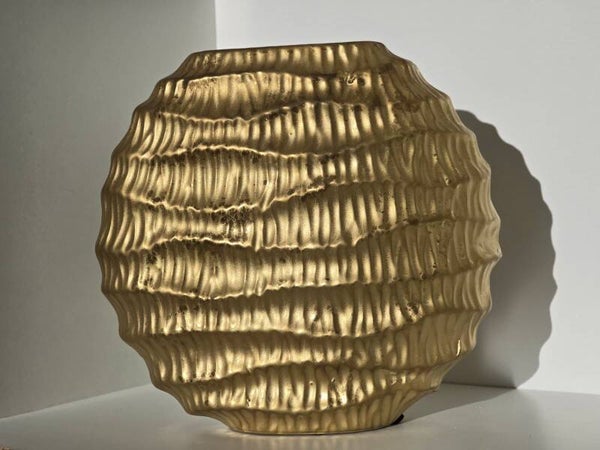 Wave vaas goud