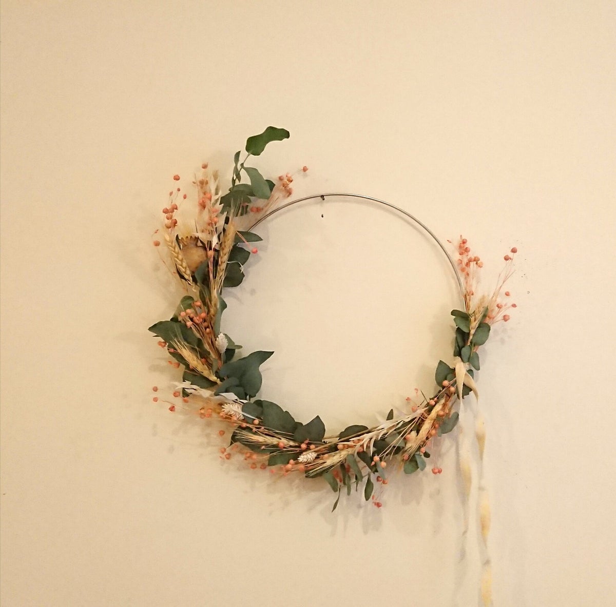Eucalyptus bloemen krans kunst | 55 cm | KRANSEN | Neys Lifestyle - Landelijke woonaccessoires webshop
