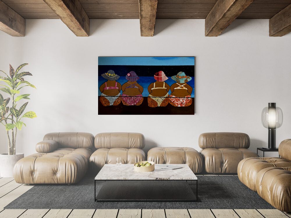 Houten planken met dames aan strand