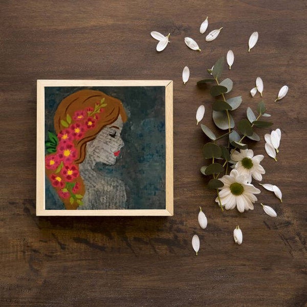 Houten paneel met vrouw
