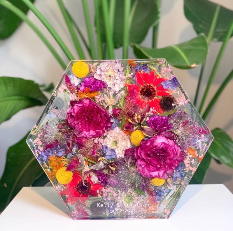 Bruidsboeket in grote hexagon