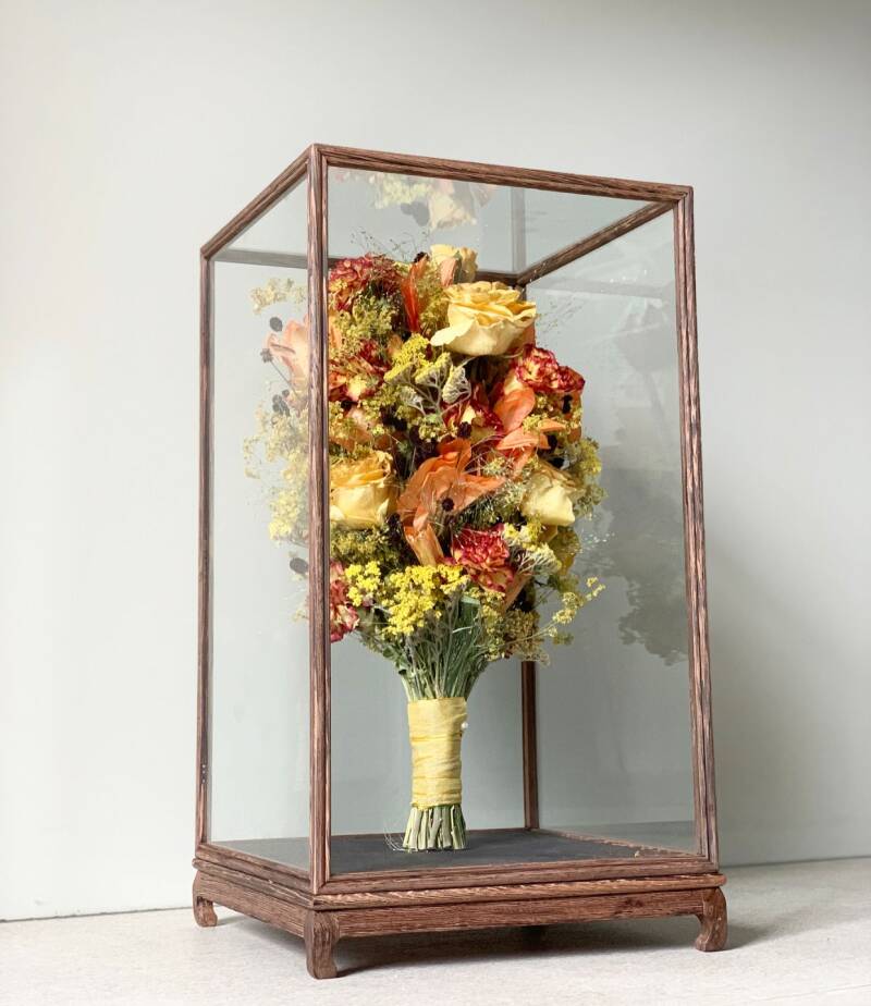 bruidsboeket in stolp