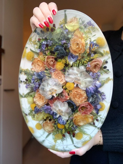 Muurlijst ovaal L witte achtergrond