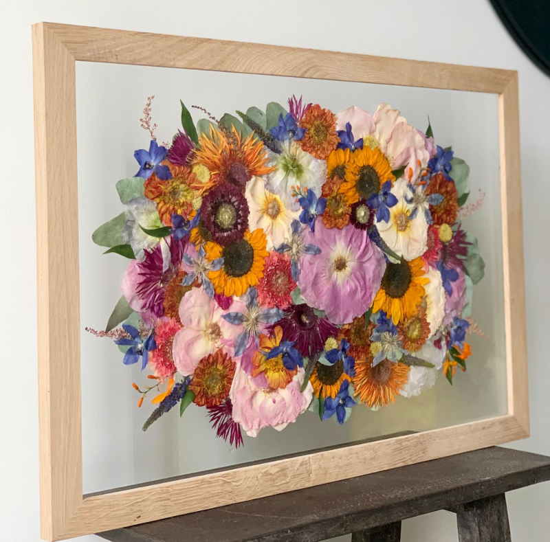 Bruidsboeket in platte lijst bewaren