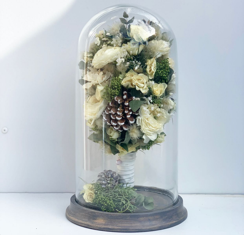 bruidsboeket in stolp