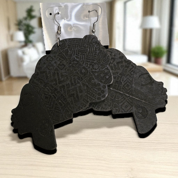 Beautiful exotic earrings (Black, wooded plaster)