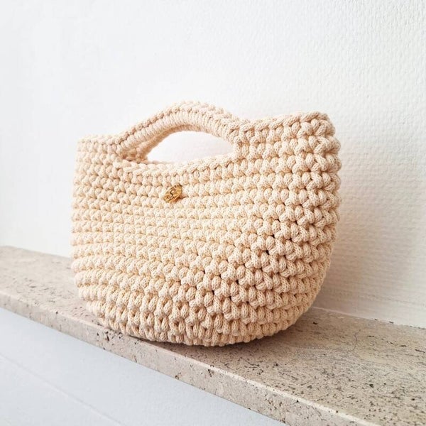 Crochet bag - butter yellow