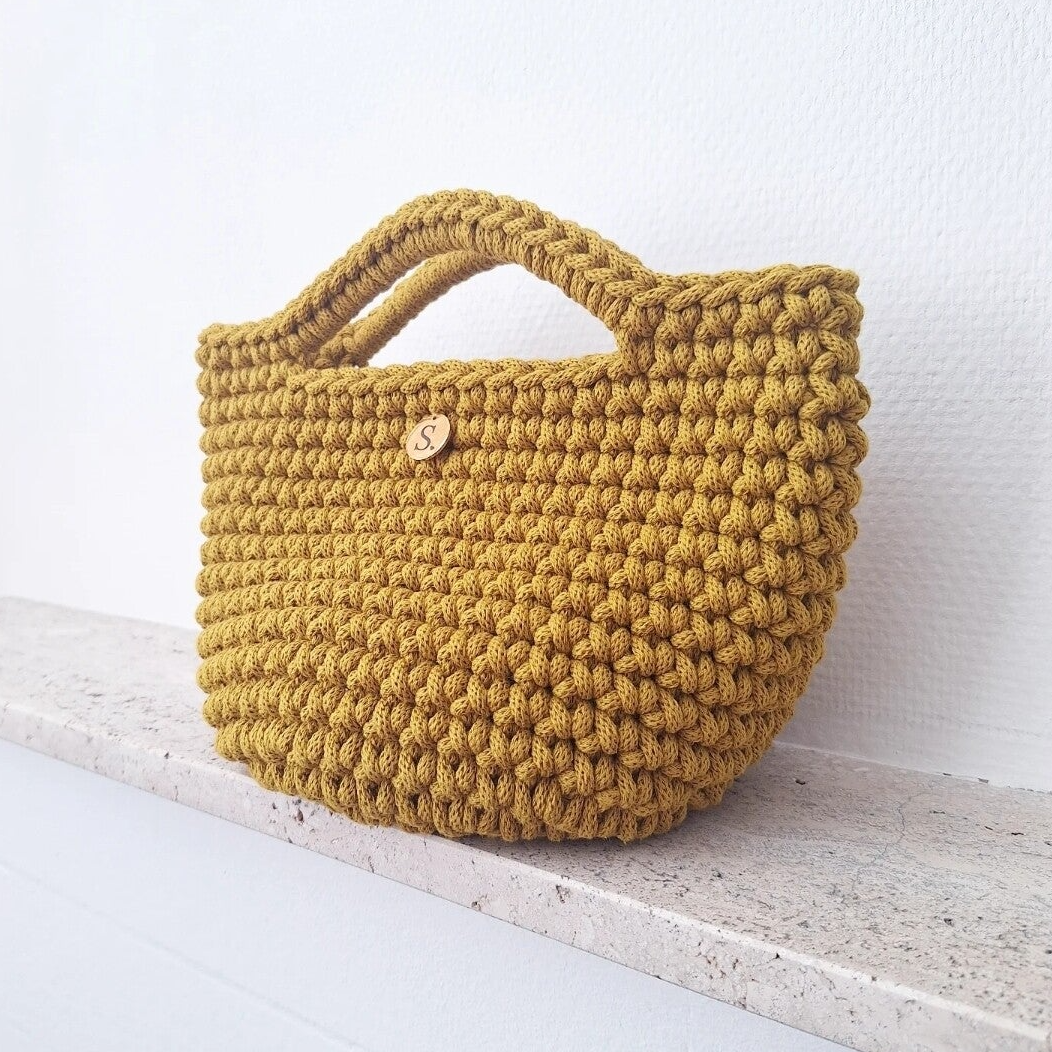 Crochet bag - curry