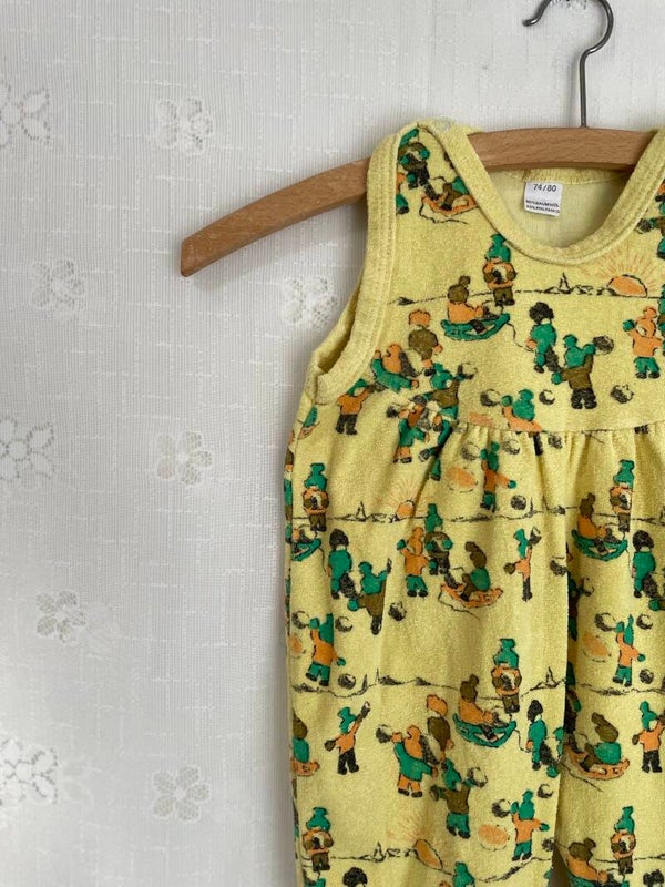 Vintage playsuit geel badstof 6m-1y