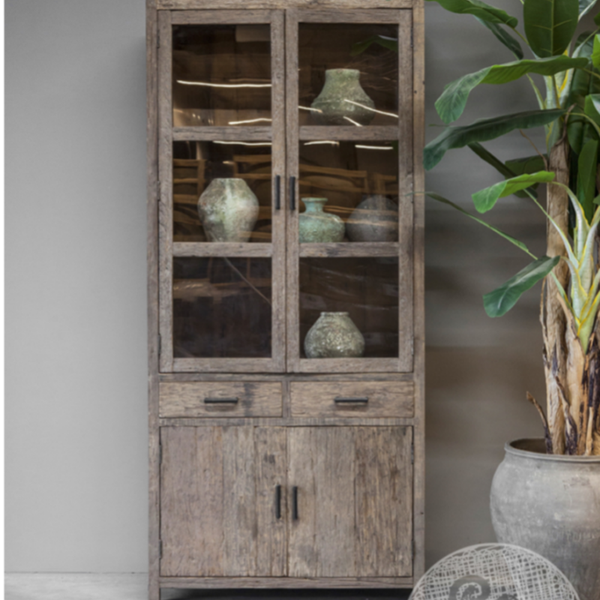 Vitrinenschrank P04781