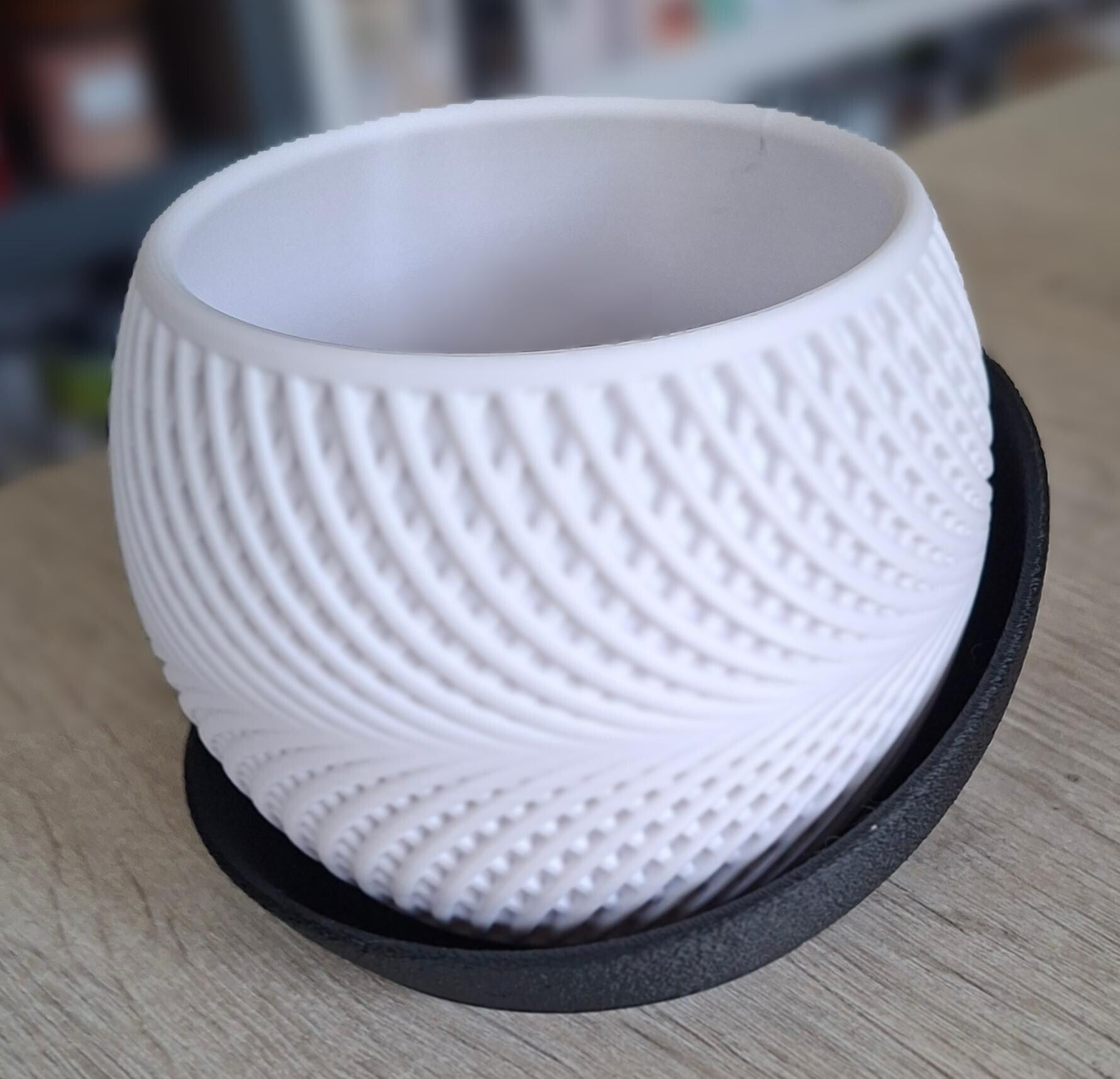 Bloempot Drift 15 cm wit / zwart met onderschaal