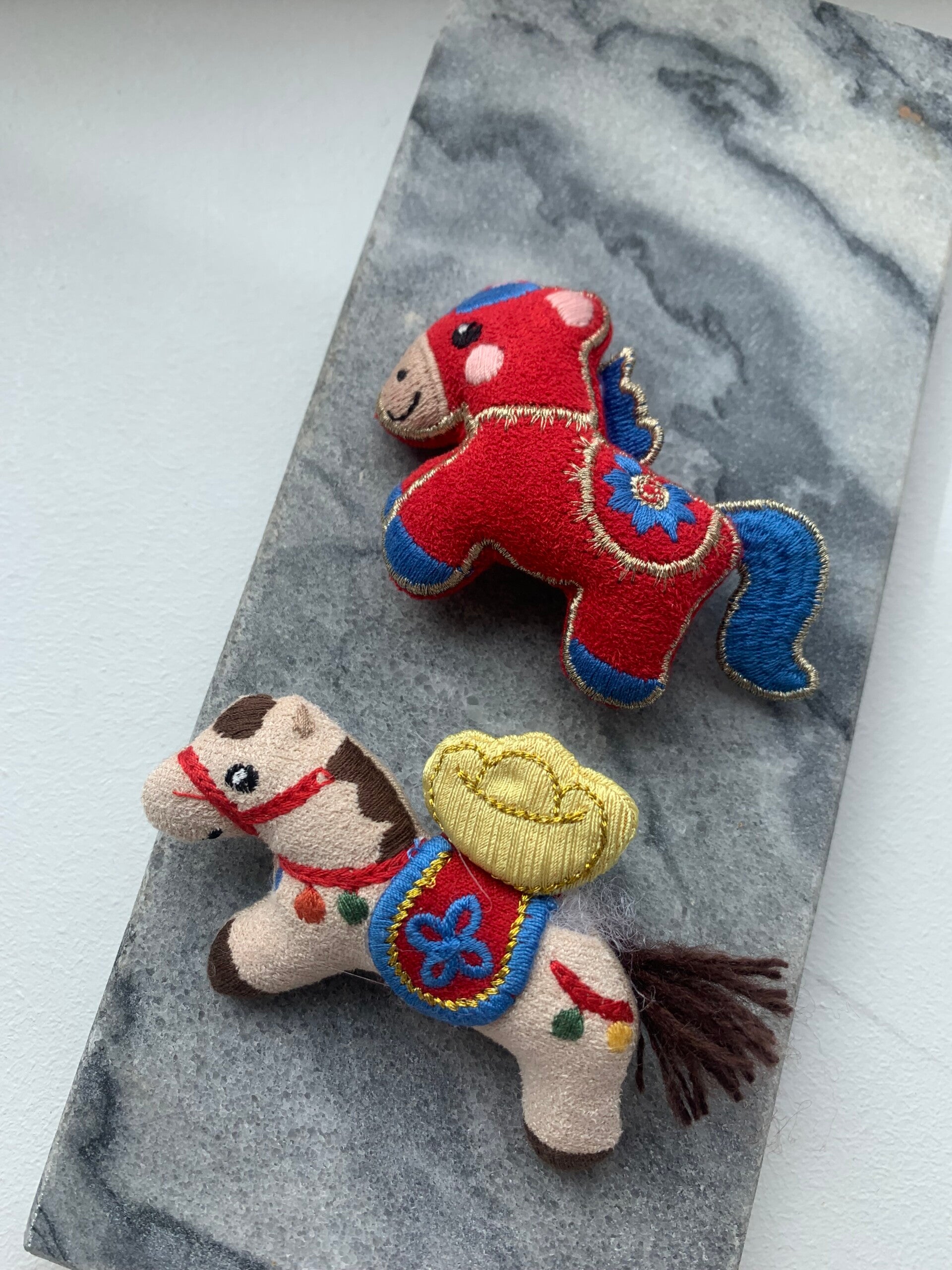 Broche HORSIE