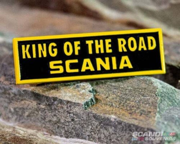 Tien kuningas Scania -metallipinssi