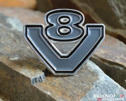 Scania V8:n metallinen pinssi