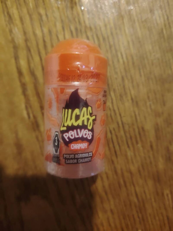 LUCAS POLVO CHAMOY