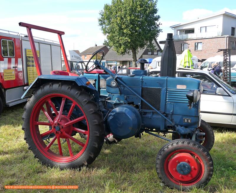p1220085-standard.jpg