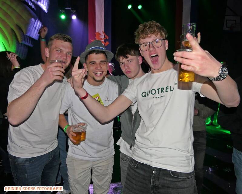 p1230712-standard.jpg