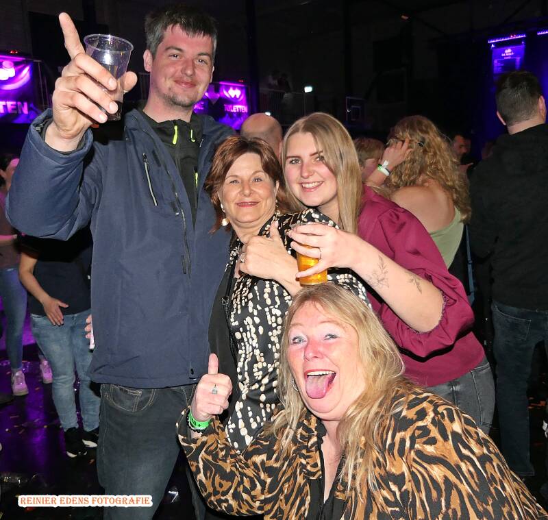 p1230737-standard.jpg