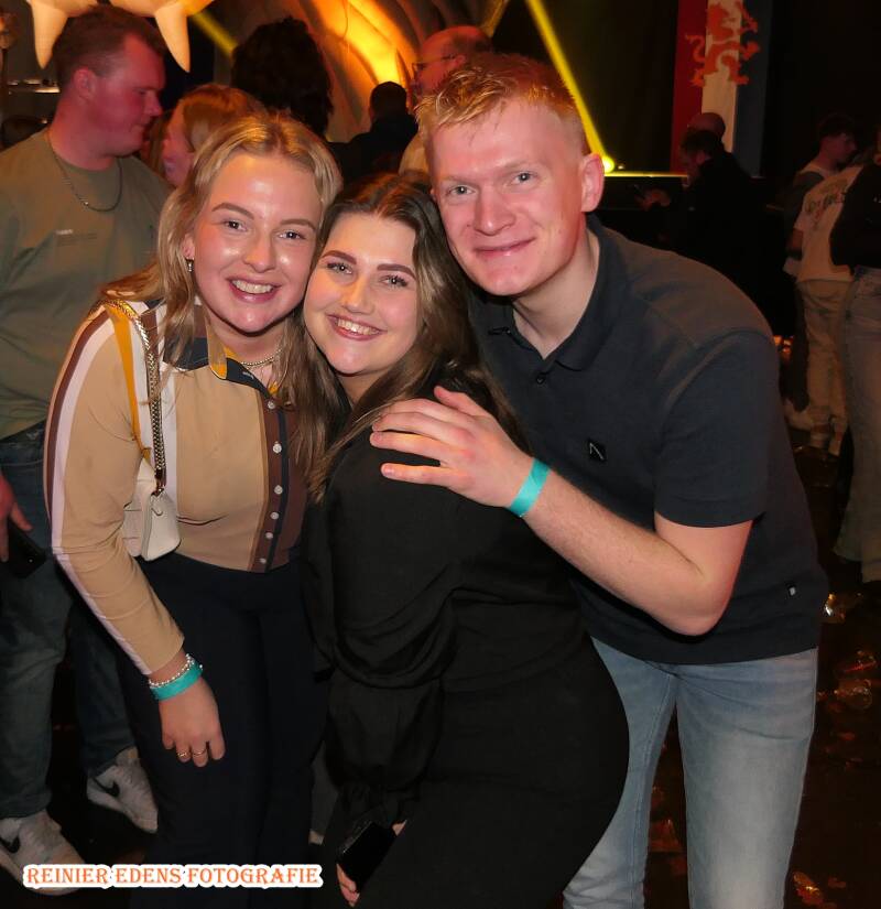 p1230852-standard.jpg
