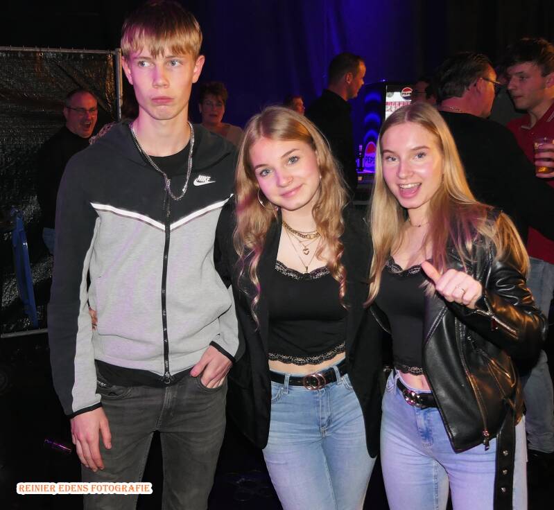 p1240094-standard.jpg