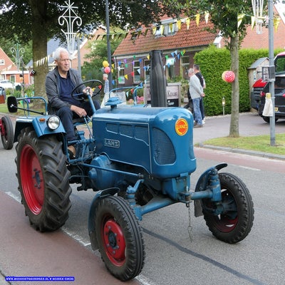 p1260807-standard.jpg
