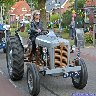 p1260825-standard.jpg