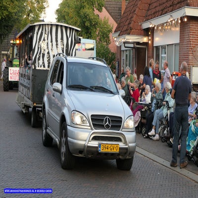 p1270111-standard.jpg