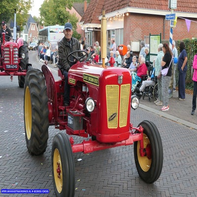 p1270213-standard.jpg