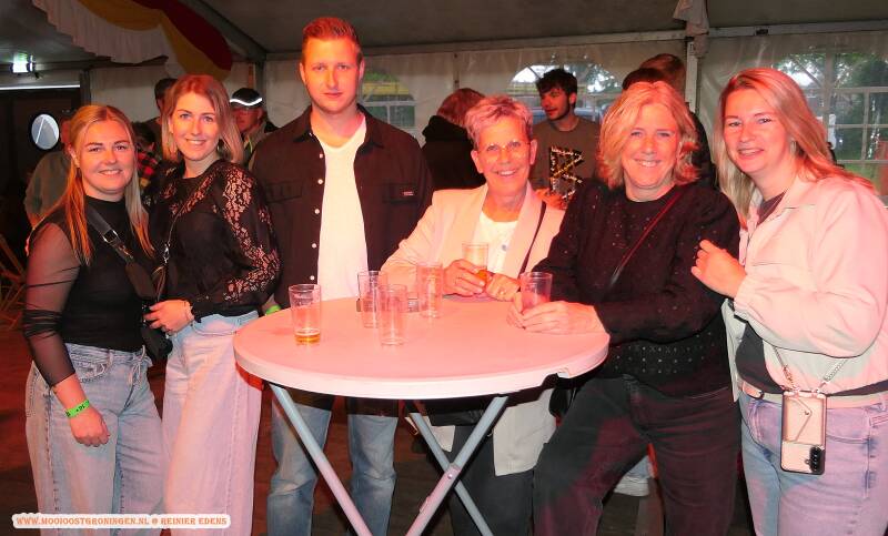 p1300937-standard.jpg