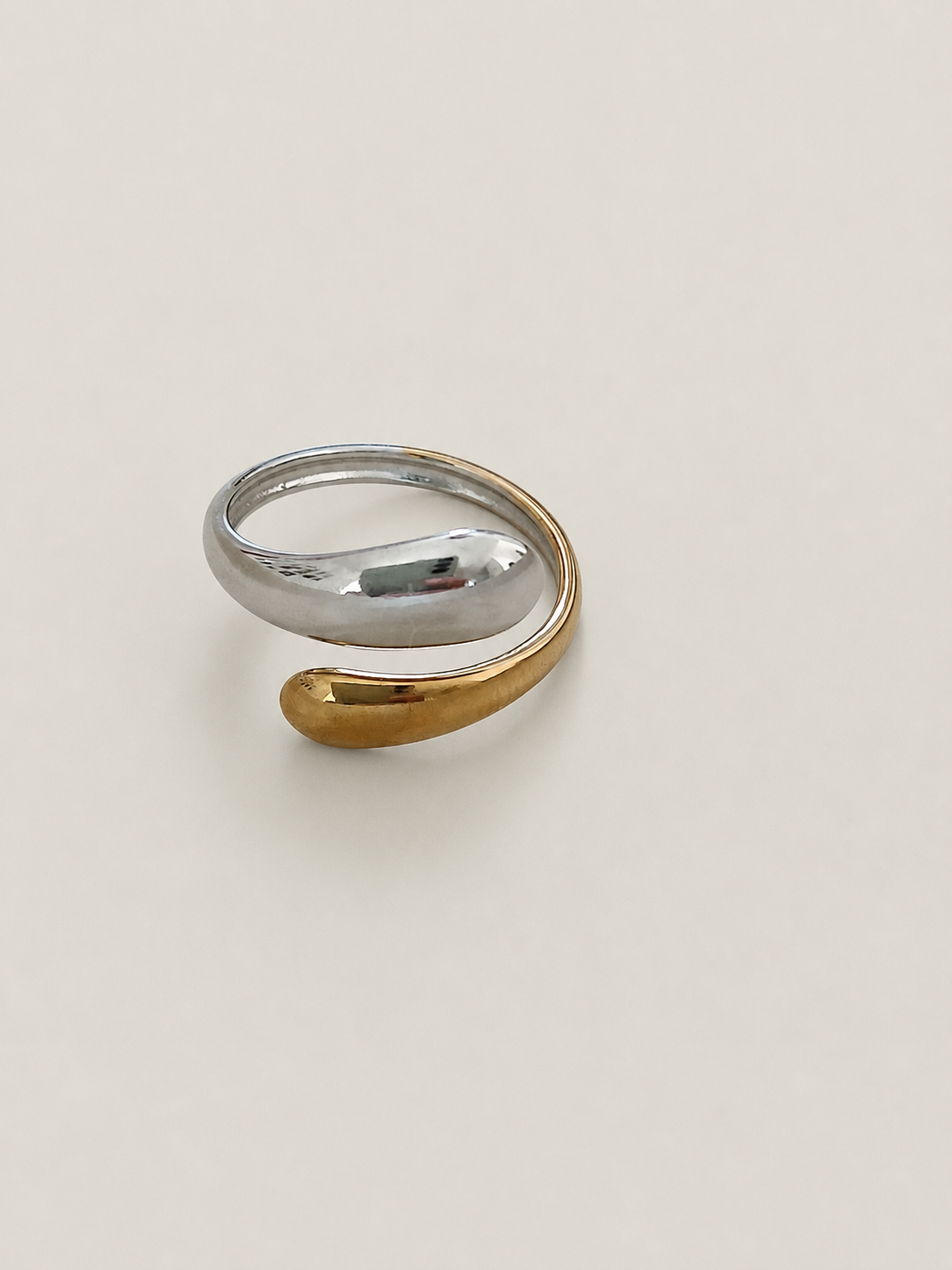 Two tone minimal ring- stainless steel - verstelbaar - goud en zilverkleurig