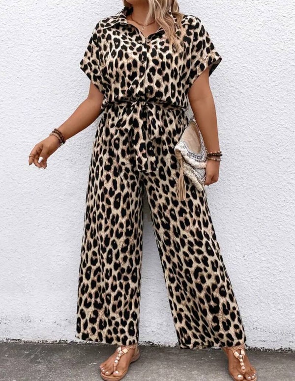 Jumper suit flare cut -  Light Brown Leopard Print