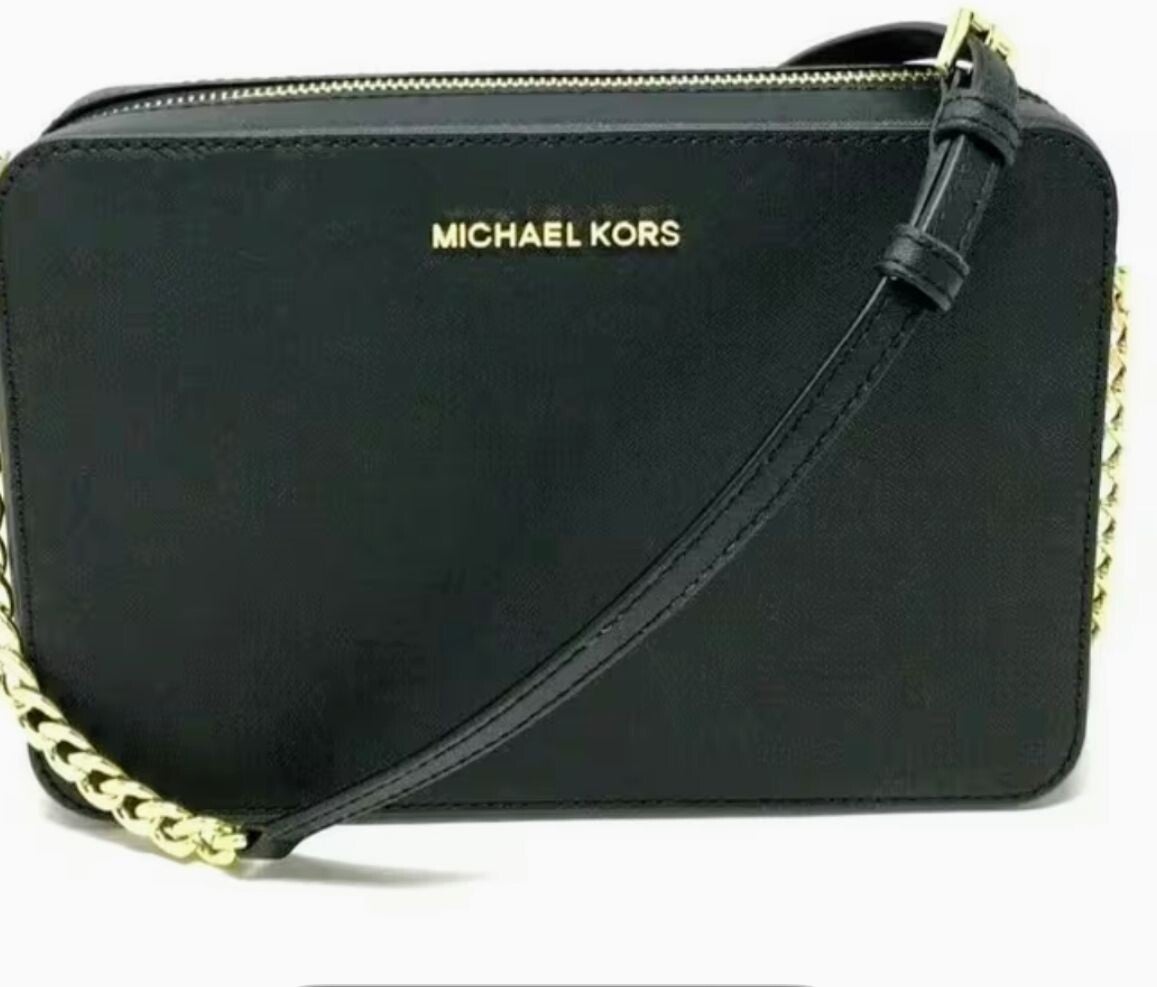 Micheal Kors jet set handbag with gold chain strap  - Black