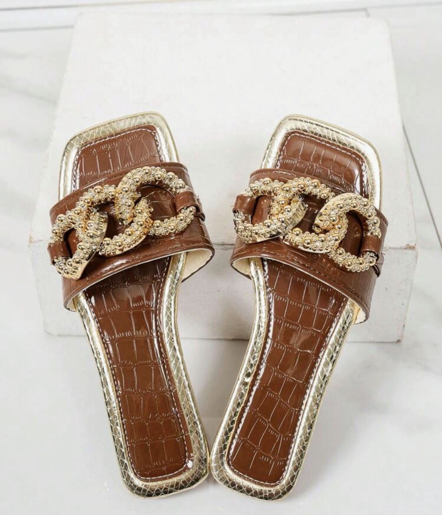 Women’s Summer gold chain flat sandals - Chocolate Brown