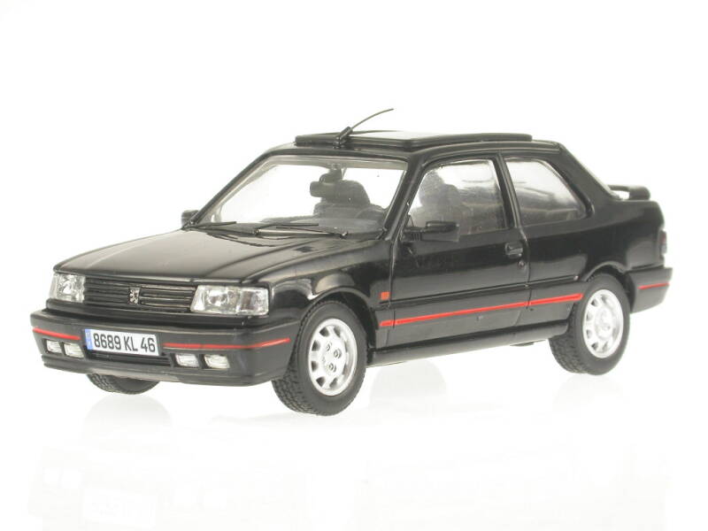 peugeot_309_gti_mk2_schwarz_143.jpeg