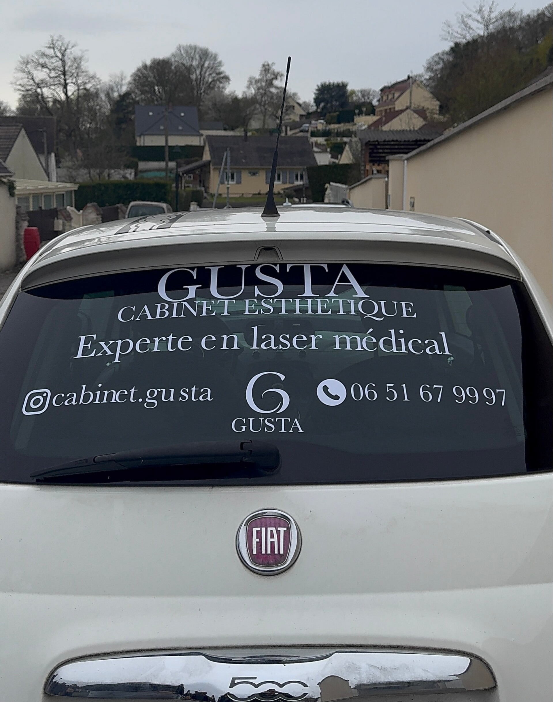 Autocollant entreprise