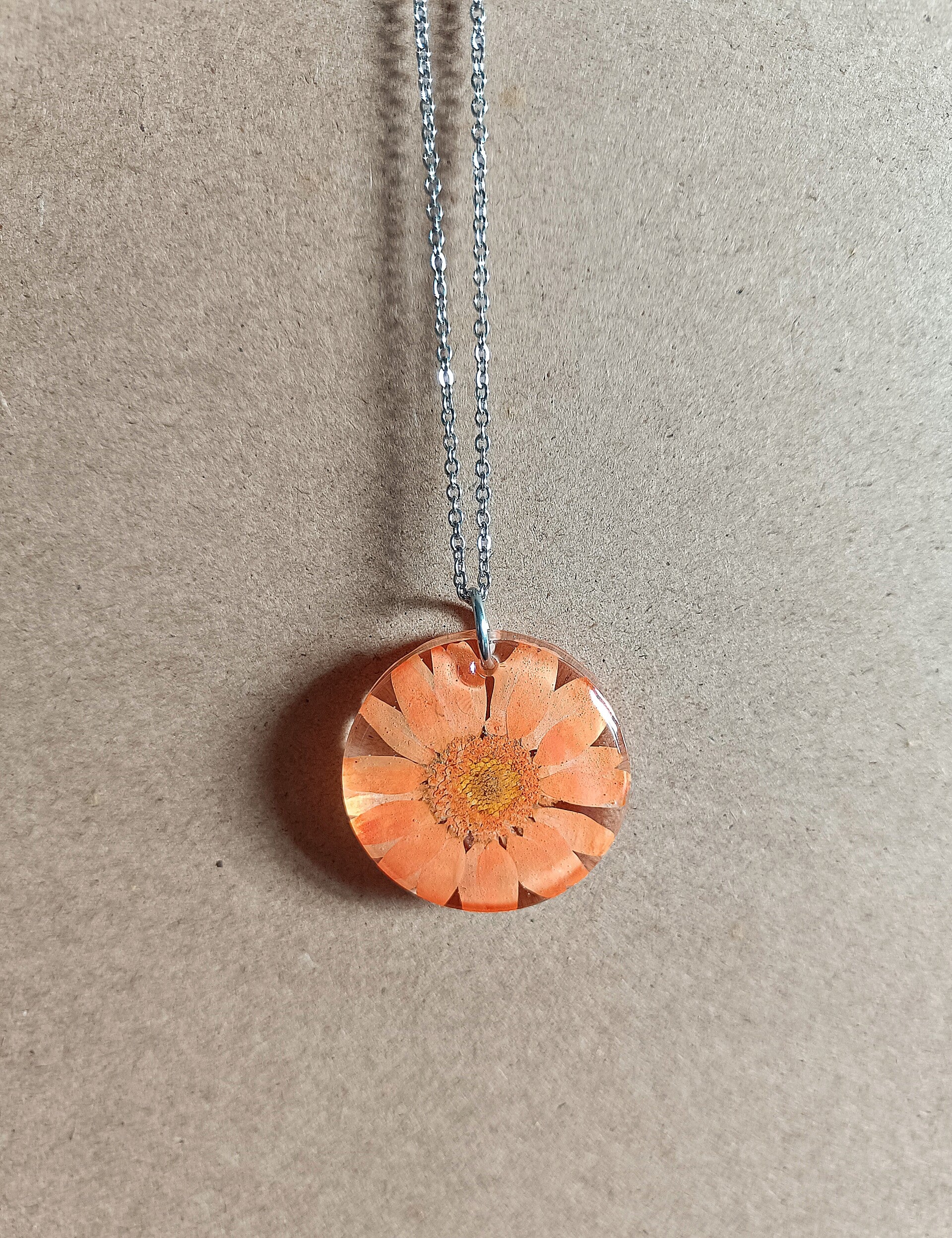 Collier éclosion