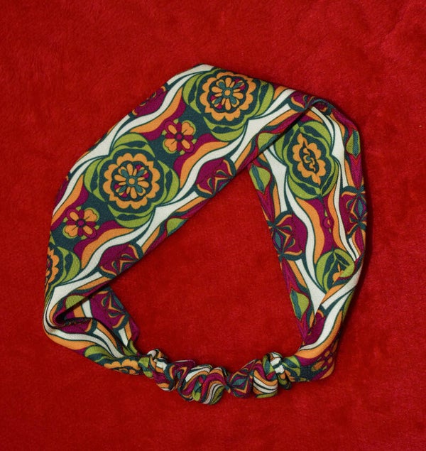 Green wall headband