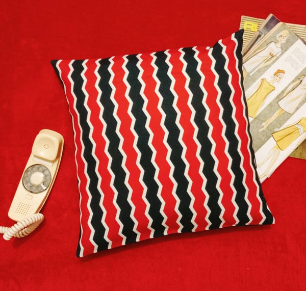 Cushion cover Red and black