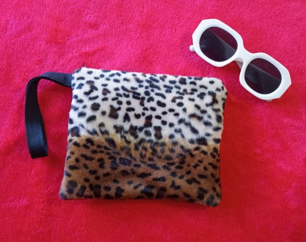 Leopard pouch