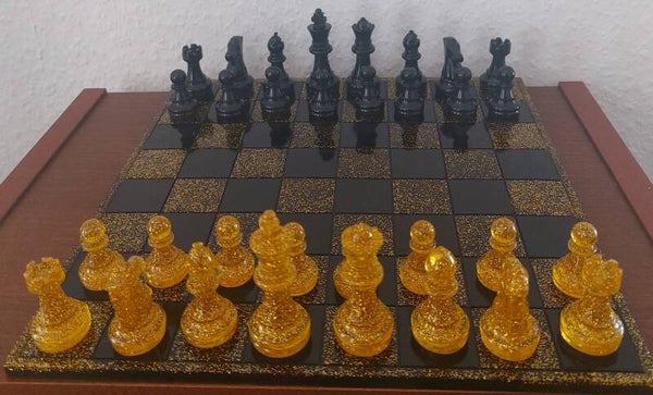 Schachbrett mit Figuren