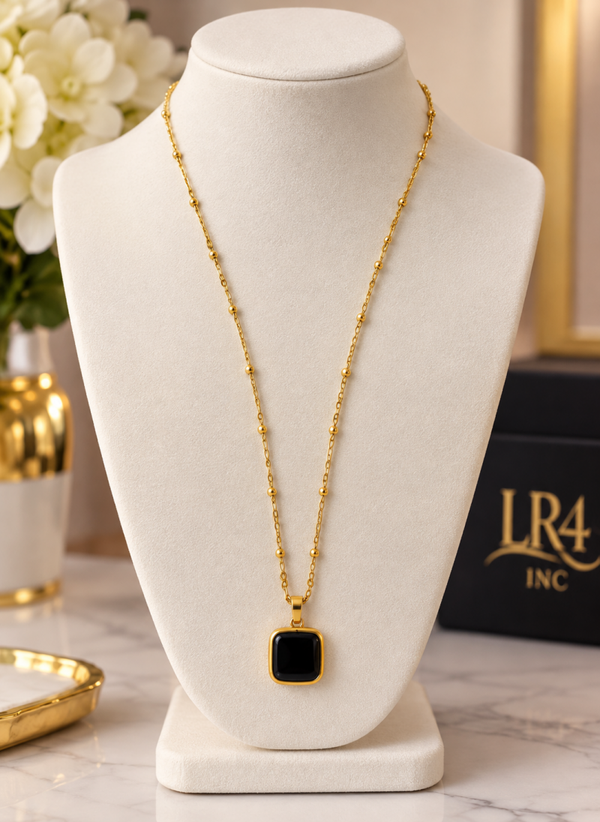 LR4 Neckless Collection
