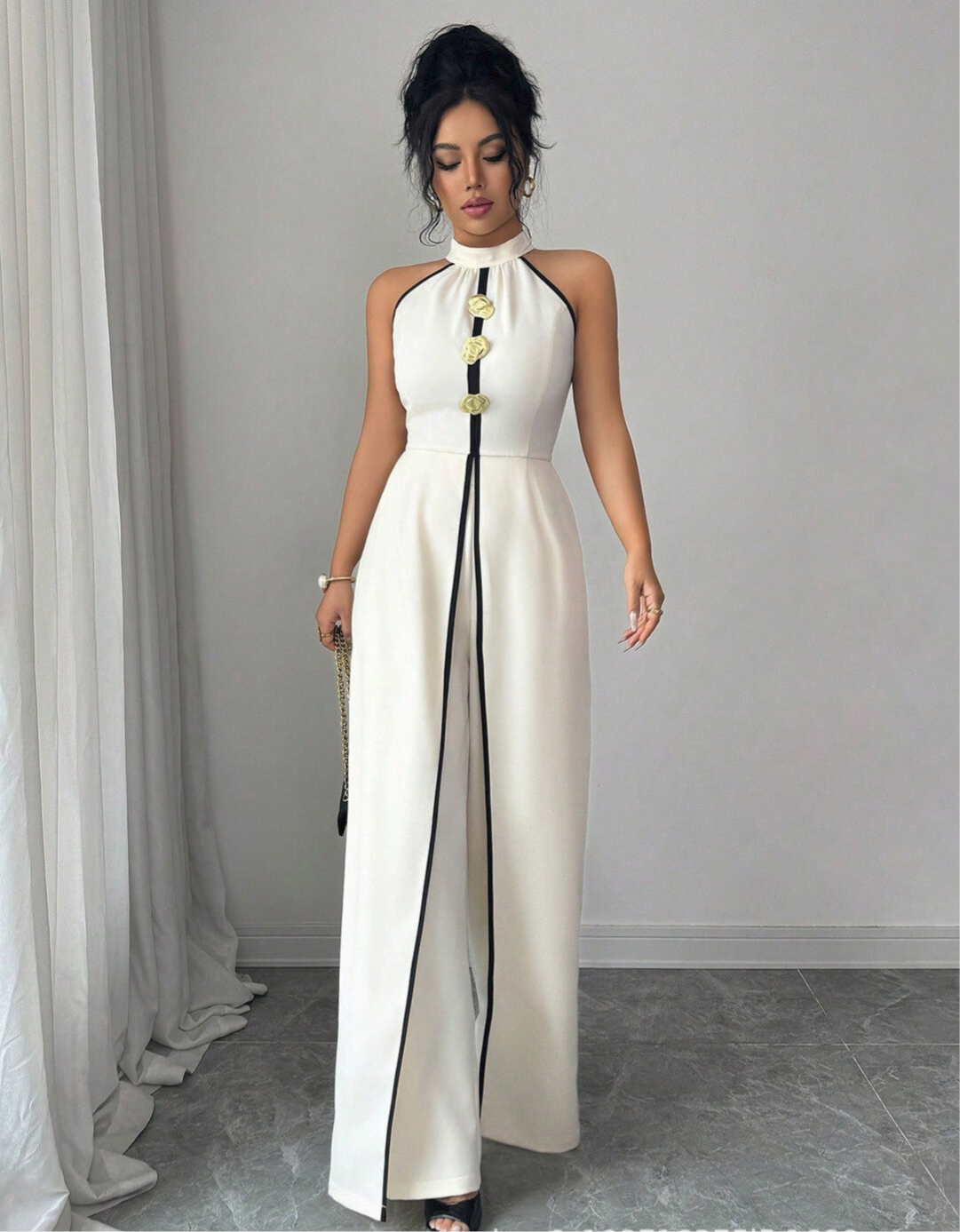 Neckholder Jumpsuit - im Kleid-Stil
