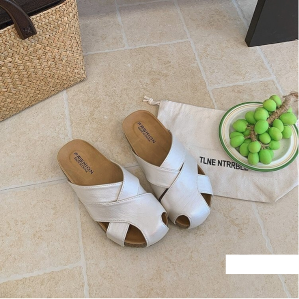 Damen Mules – flache Zehenstegsandalen
