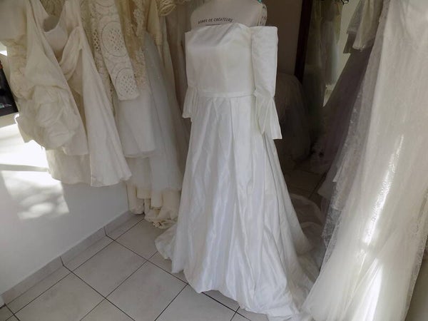 Robe de mariage de la marque Ts