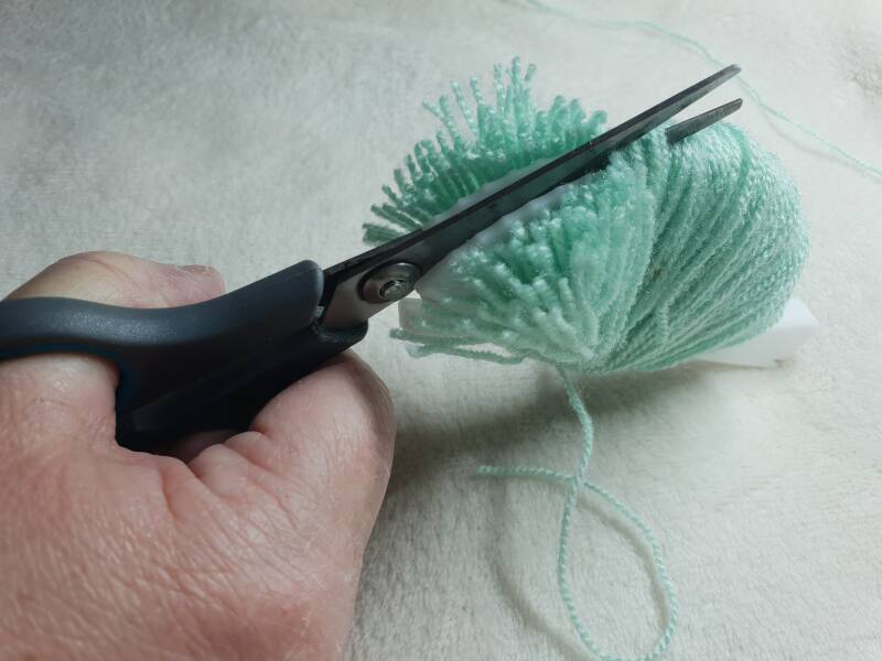 Knippen knutselfeestje Blije Bij themakisten 