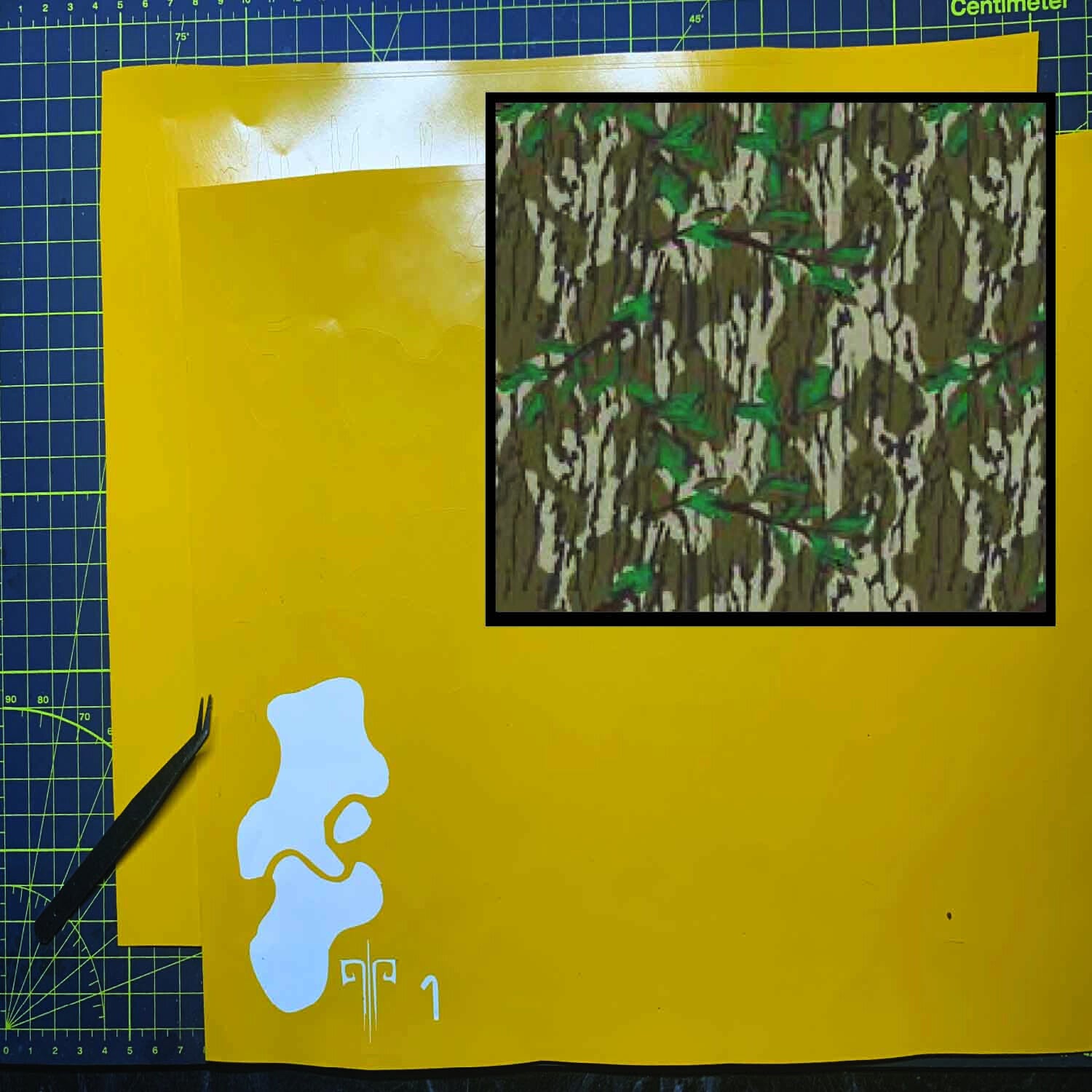 Bottomland Greenleaf Camouflage Stencil Packs