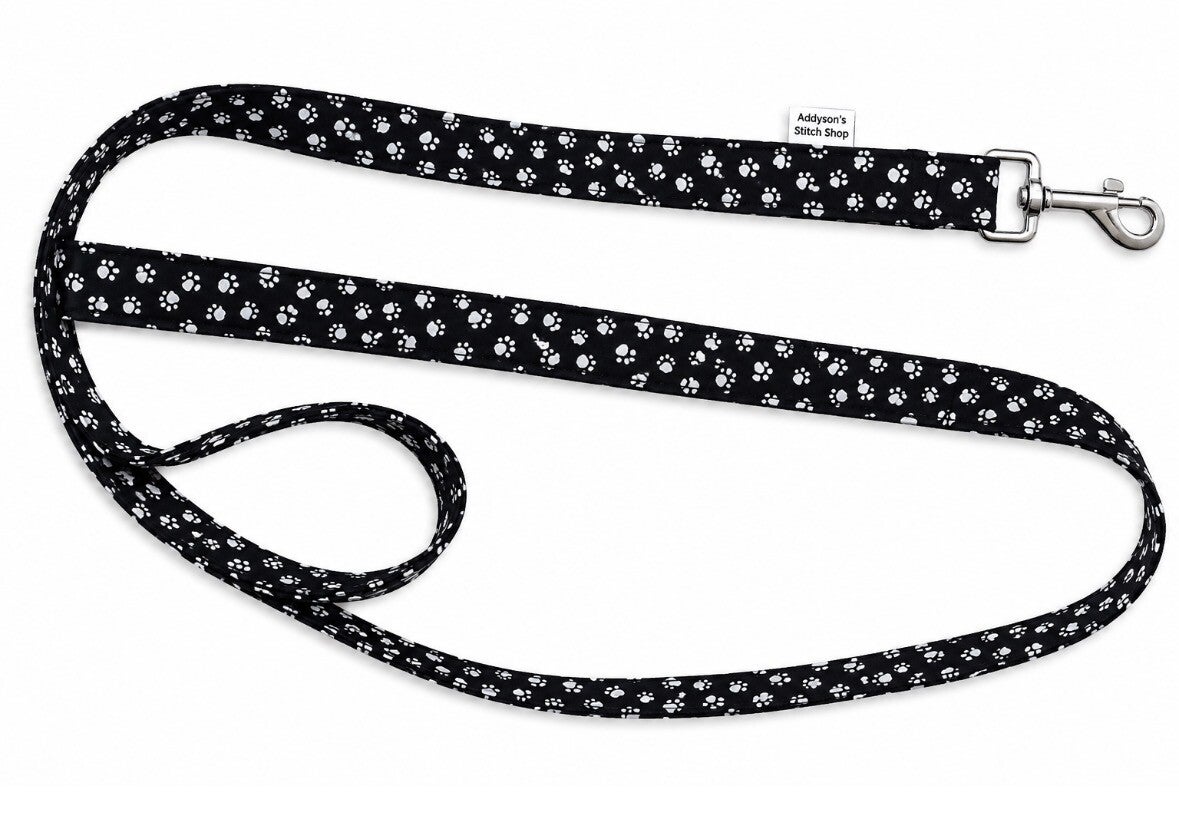 Paw Print Leash