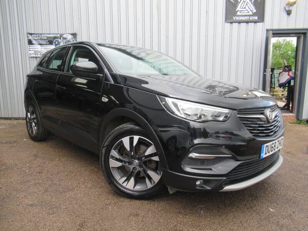 Vauxhall Grandland X Sport Nav (2019) 1.5 Turbo D BlueInjection Sport Nav SUV 5dr Diesel Auto Euro 6 (s/s) (130 ps)