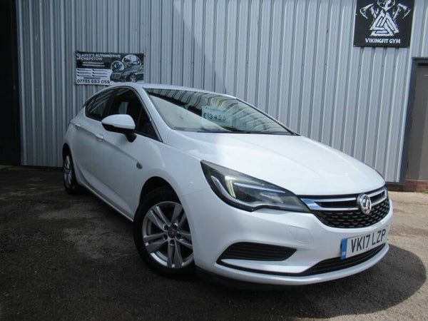 Vauxhall Astra Design (2017) 1.6 CDTi ecoFLEX Design Hatchback 5dr Diesel Manual Euro 6 (s/s) (110 ps)