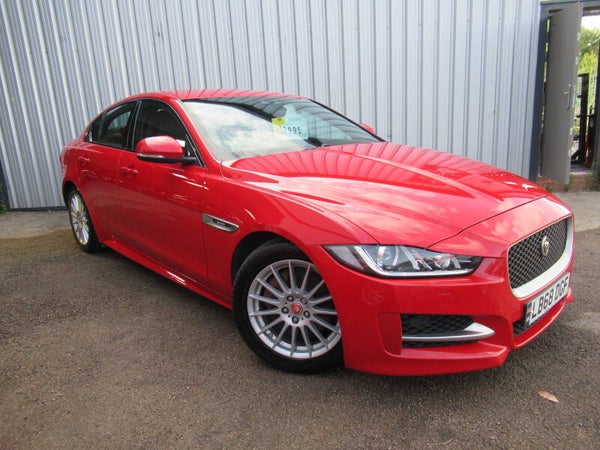 Jaguar XE R-Sport (2018) 2.0d R-Sport Saloon 4dr Diesel Auto Euro 6 (s/s) (163 ps)